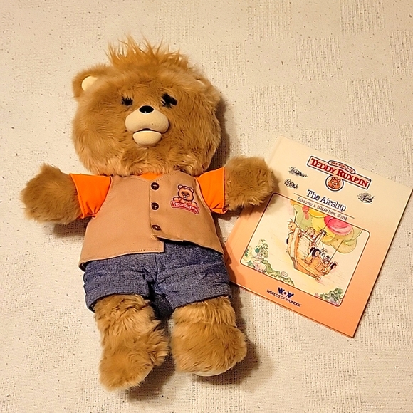 Teddy Ruxpin (2017) - Picture 1 of 1